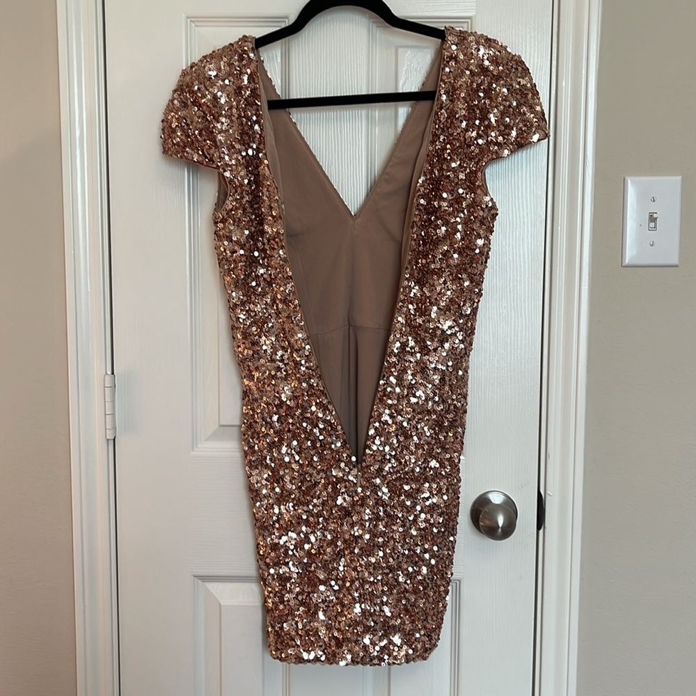 NWT Dress the Population Zoe Sequin Mini Dress - Picture 6 of 10